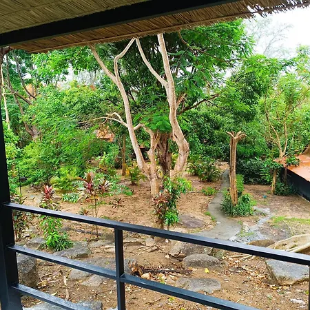 Red Pearl Beach Resort Chaloklum Exterior photo